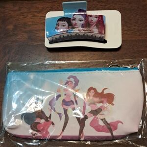 Stylish Blue and Pink Hair Clip and Pouch Set